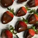 Frases para vender fresas con chocolate