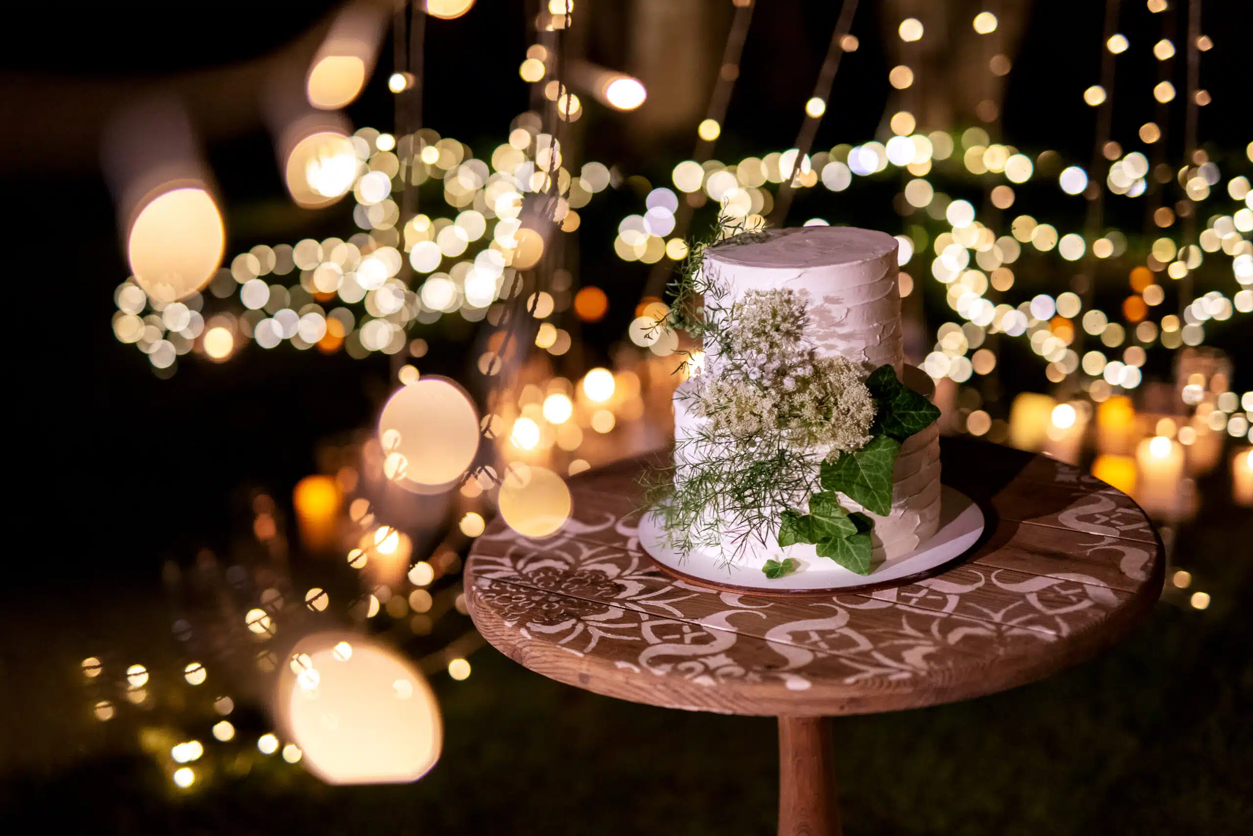 Frases para vender pasteles de boda